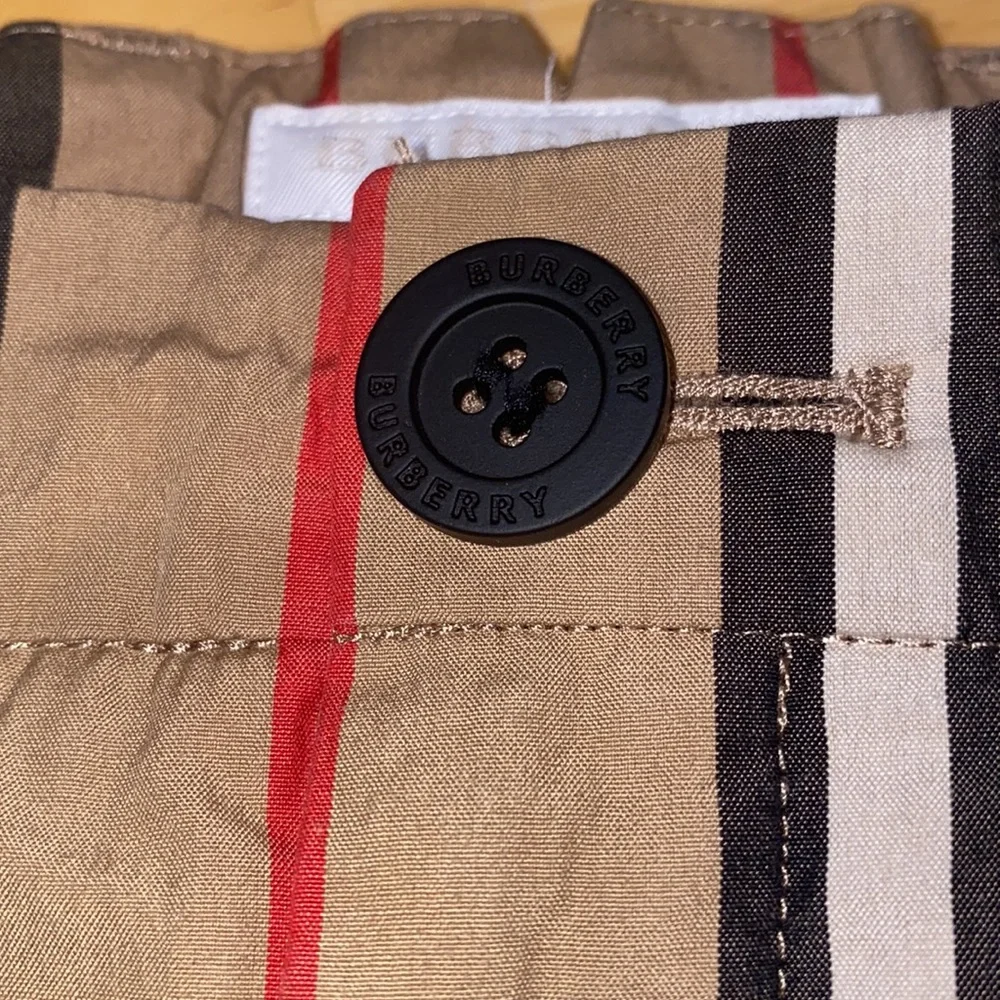 BURBERRY kids check shorts 🩳